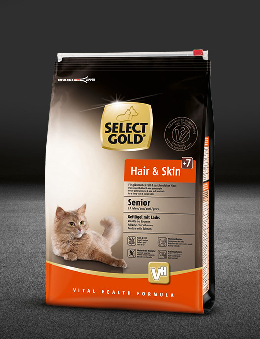 select gold hair und skin senior gefl%C3%BCgel mit lachs beutel trocken 530x890px